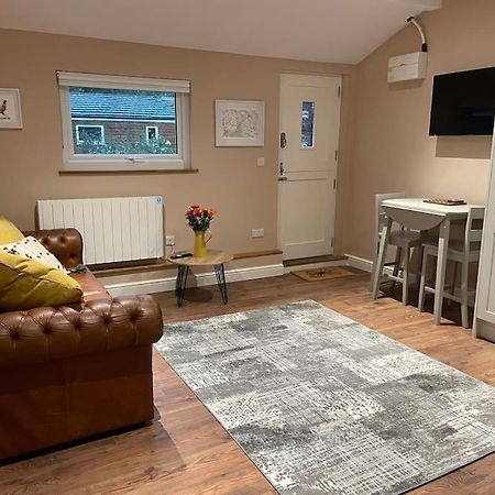 Tulip Cottage Wisborough Green المظهر الخارجي الصورة